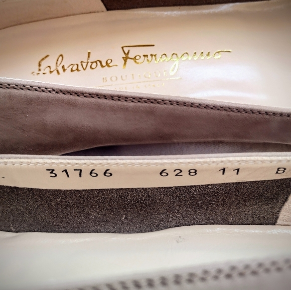 NWT Vintage Lillaz Salvatore Ferragamo Vara Shoes, Suede w/ Two-tone Bow! - Picture 8 of 13